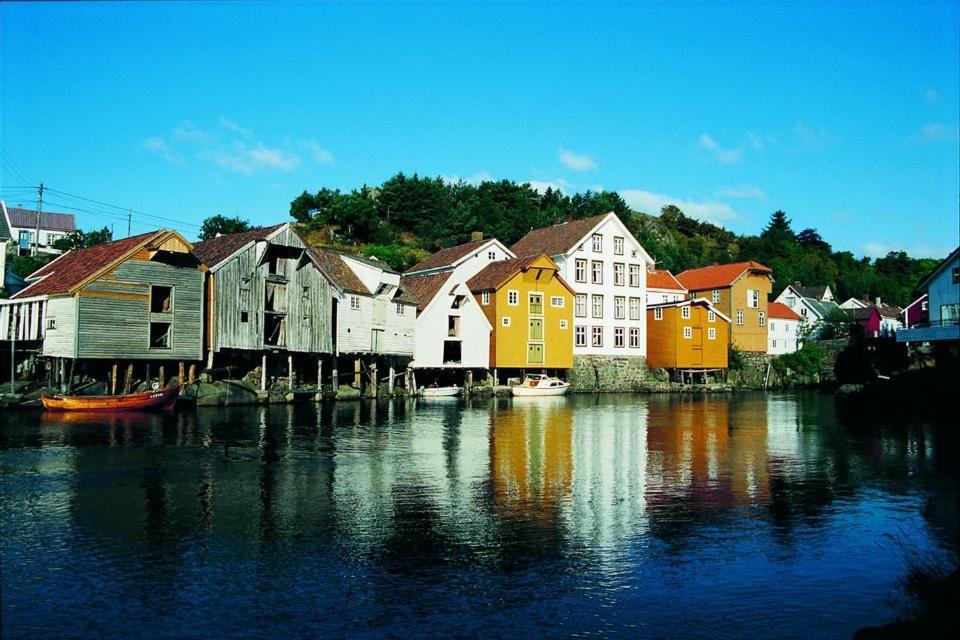 Jossingfjord Bed & Breakfast ซงดาล ภายนอก รูปภาพ